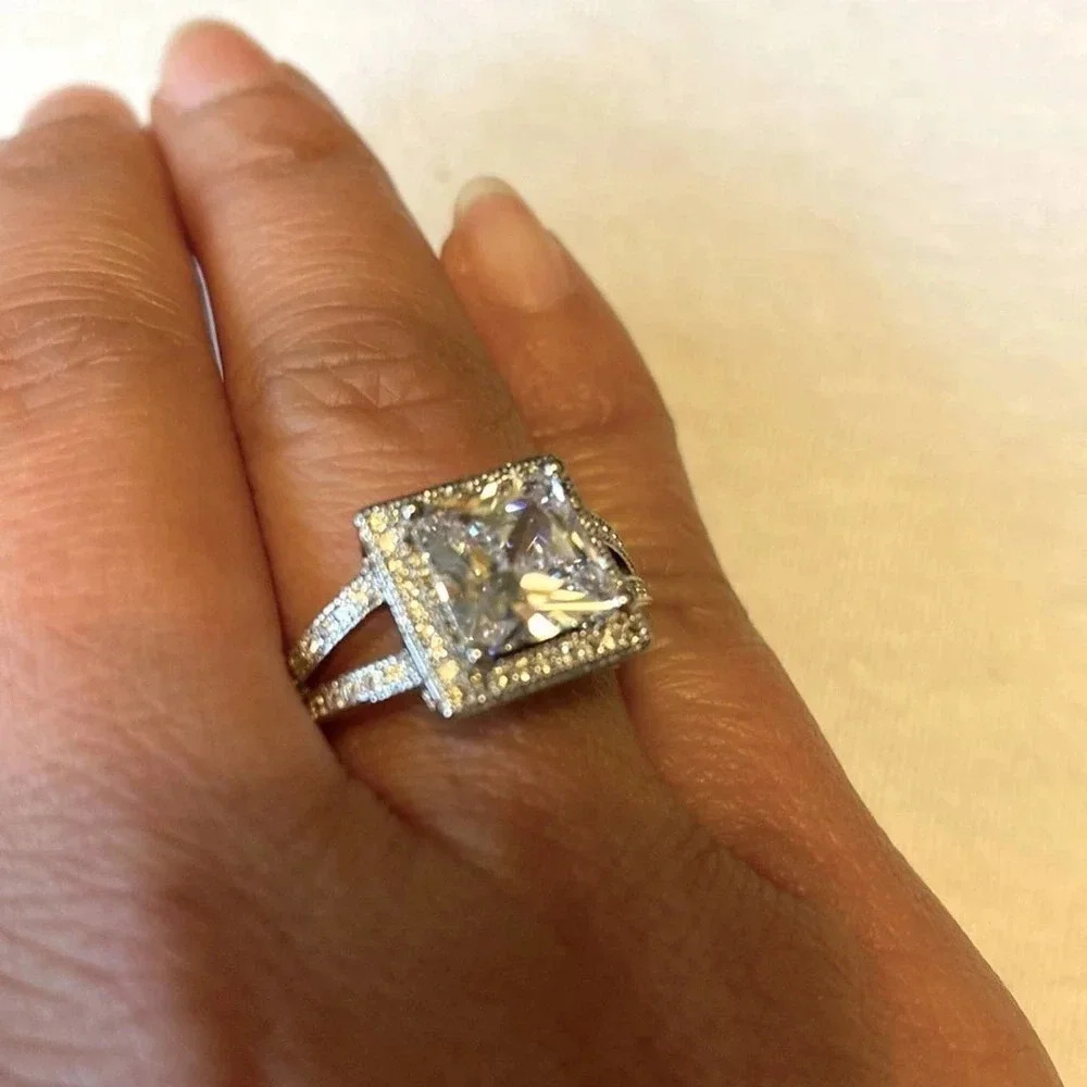 White Gold Plated Engagement Weddings Ring Size Available 6-10